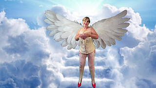 Granny Carmen Angel: Heavenly Dildo & Missionary Fuck To A Creampie