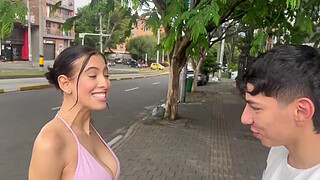 I recognized an actress on the street while I was training and I took her to see my apartment - Esteban Gamboa & Alicia Trece