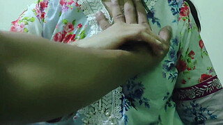 Omg Stranger Caught Girl in the Park His Fingers Under My pussy