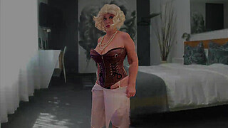 Granny Norma Jean: Superlative Old Hollywood Cock Sucker