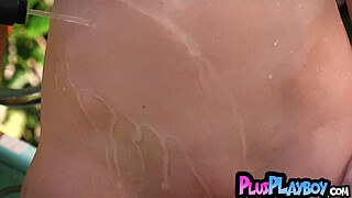 Cute teen in sexy bikini hot posing and all natural babe exposed nice body