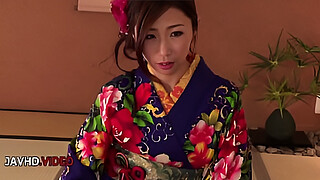 Passionate JAV Star in Kimono Gives Seductive Blow Job on Cam