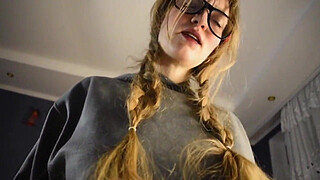 Secretary fucked by her boss without a condom