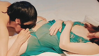 A slender, cute married woman wearing sexy green lingerie is made to climax in missionary position and cunnilingus. Home made amateur personal shooting kawasaki JK