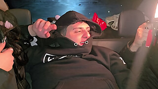 Dirty sluts sucking dick in the Uber before party! Knock Knock Stream