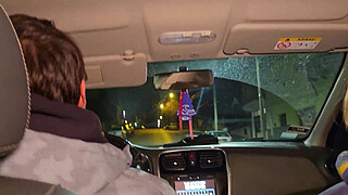 Dirty sluts sucking dick in the Uber before party! Knock Knock Stream