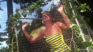 Anal sex and double penetration are how the blonde milf likes to enjoy herself