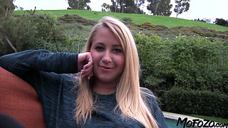 MOFOZO.com - Blonde Amateur Enjoys The 69 Position