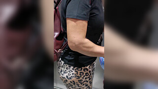 Tasty Teresa Jones's amateur public orgasm