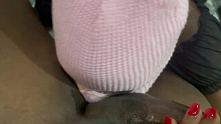 Sex with a masked woman with a big ass, she swallows all his cum