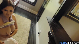 I'm so tired of this crazy neighbour - Feeling her pussy pulsate and cum intensely on my cock (Lindsay Lee)