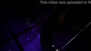 [Elevator sex] "It's cold, why don't we hug each other?" Office building on a holiday. A man and a woman meet for the first time and have sex, creampie.