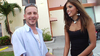 Morgan Dayne Enjoys The Outdoors And Raw Dick SQF