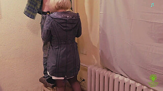 The kind lady boss gave a migrant worker a blowjob