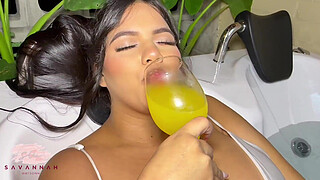 I offer a waiter money in exchange for him having sex with me on the hotel terrace - Savannah Watson