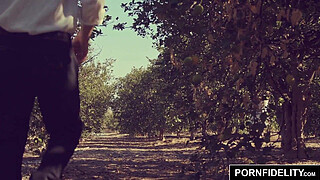 PORNFIDELITY Riley Reyes Creampie Fantasy