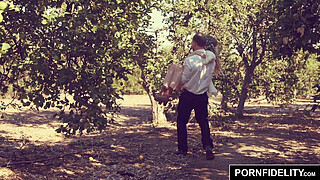 PORNFIDELITY Riley Reyes Creampie Fantasy