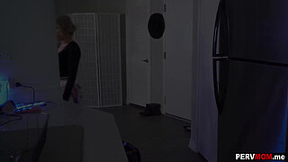 Left a warm creampie cumshot inside my stepmoms pussy - Enter FAMILY26 on official site for discount