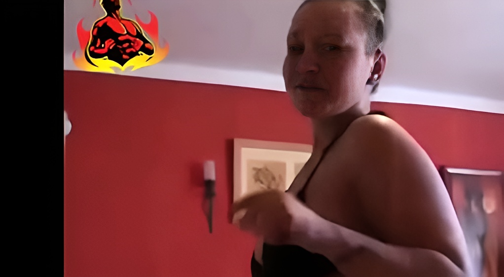 Blowjob with dirty talk German