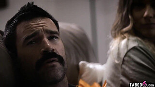 Bad fucks a y. pussy after they went on a trip