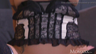 Mature Housewife in stockings squirting after blowjob and deep fuck