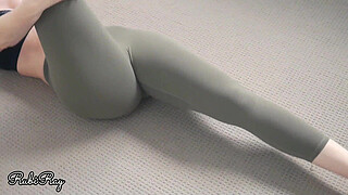 Creampie In My Hot Step Sister Yoga Pants Before Her Workout