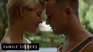 Hot Blonde Milf (Kit Mercer) Blows Fucks Her Step Son Van Wylde - Family Sinners