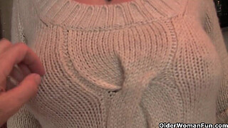 Mature redhead mom gets finger fucked by photographer