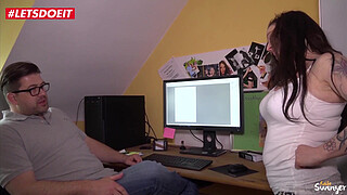 Amateur German Guy tricks his into having sex