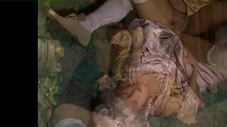 Gamaiani Two Nights In #1 - Resplendent costume fun