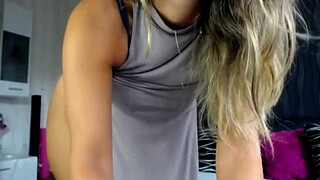 Experience My Mesmerizing Booty Shake in Live Cam Shows!