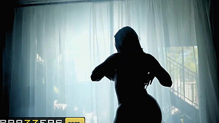 Big Butts Like It Big - (Diamond Kitty, Xander Corvus) - Booty Hunt - Brazzers