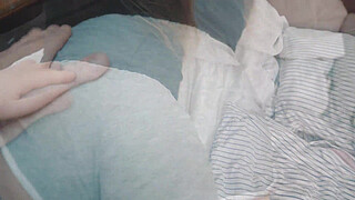 StepDaughter stuck in the bed and I decided to fuck her