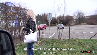 Blonde prefer sex with stranger before her work