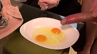 Ainara loves eating cum omelettes for breakfast