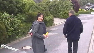 Lisa and her cuckold outdoor threesome