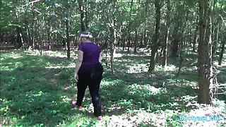 Young Chubby with Big Ass Suck and Fuck in Forest!