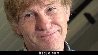 Grandpa fucks teenager blonde young girl she gets cum in mouth