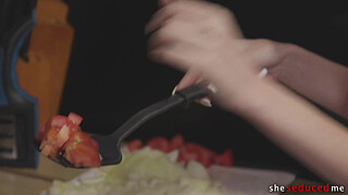 She Seduced Me: StepMom's Recipe - Scarlett Sage, Serene Siren & Alicia Williams