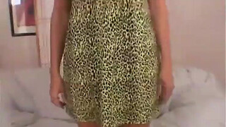 Milf takes it in the ass like a champ