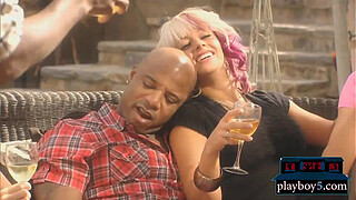 Amateur couple tries swinging but it ends in tears