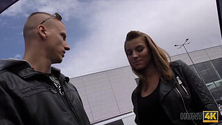 HUNT4K. How I bought a young pussy while shopping