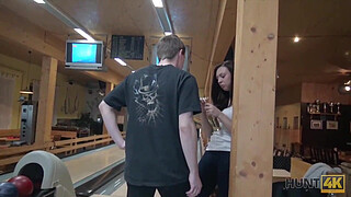 HUNT4K. Sex in a bowling place - I've got strike!
