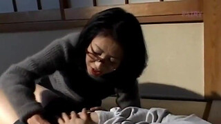 Makiko Miyashita beats her boyfriend