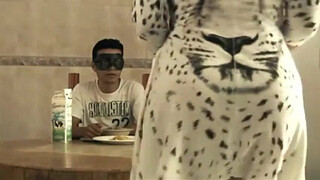 My step Aunt with nice ass, make me breakfast, i'm excited to fuck her