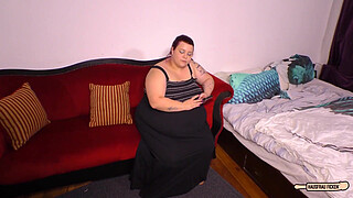 HAUSFRAU FICKEN - Hardcore banging with horny BBW German housewife