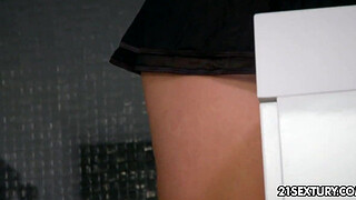 Cock-addict Susan Ayn