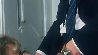 Italian vintage porn: anal sex in black stockings