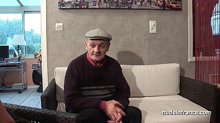 FFM Two french brunette sharing an old man cock of Papy Voyeur