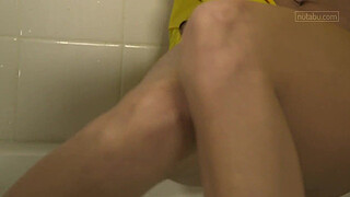 Watch her tremble with orgasmic pleasure